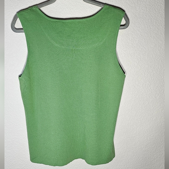 NWT Liz Claiborne Women's Camisole XL Green Layering Tank Crochet Neck Trim - Picture 3 of 5